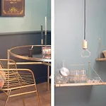 The Charming Trocadero Eiffel Tower Bed & Breakfast
