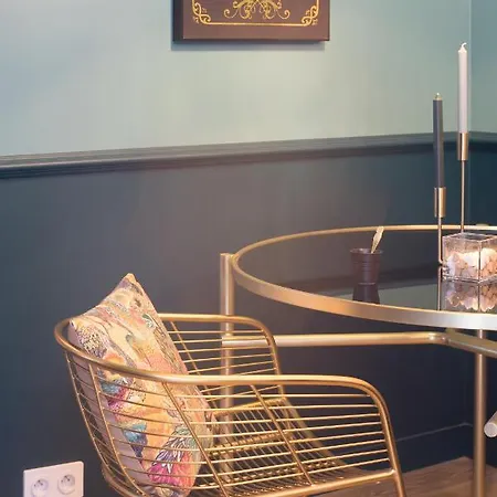 Bed & Breakfast The Charming Trocadero Eiffel Tower *