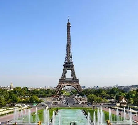 The Charming Trocadero Eiffel Tower לינה וארוחת בוקר